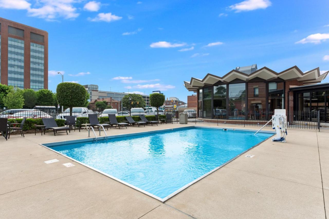 Holiday Inn Express - Columbus Downtown By Ihg Exteriör bild
